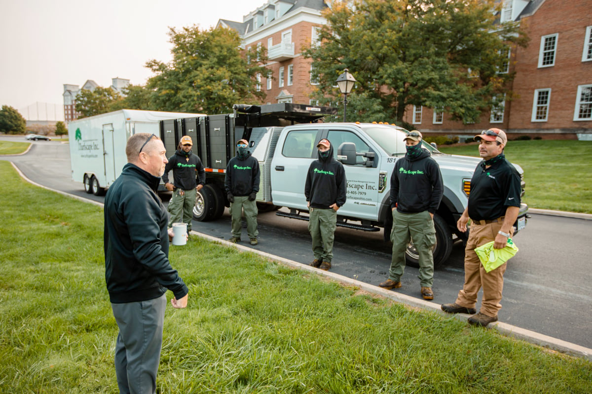 Crew site meeting