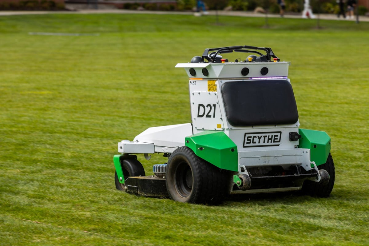 Commercial landscape autonomous mower 