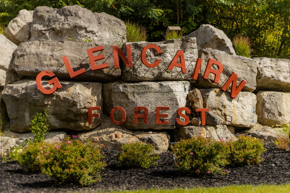 HOA sign with neat landscape