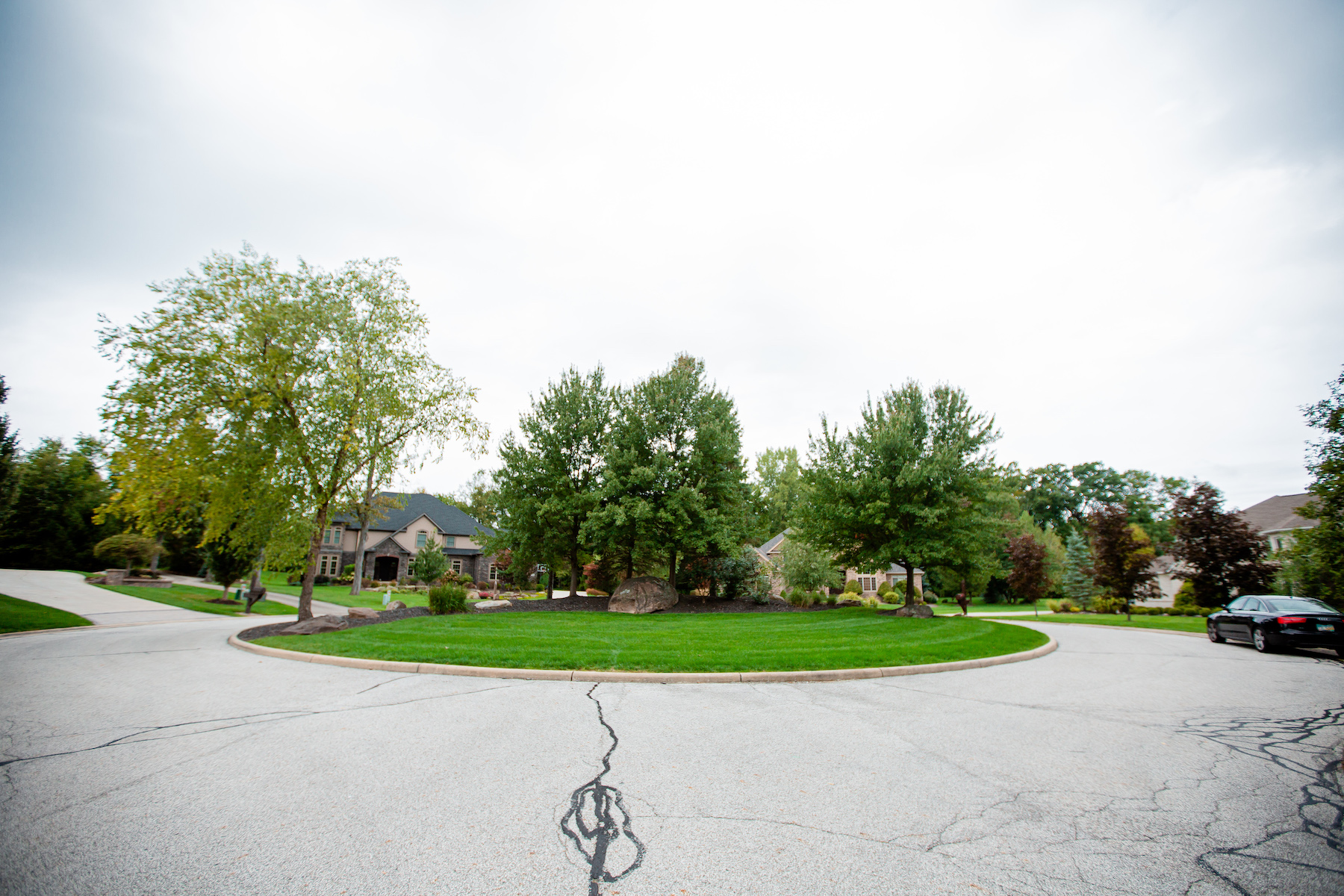 Condominium Landscaping in Cleveland and Northeast OH Case Study: Huntsford Farms